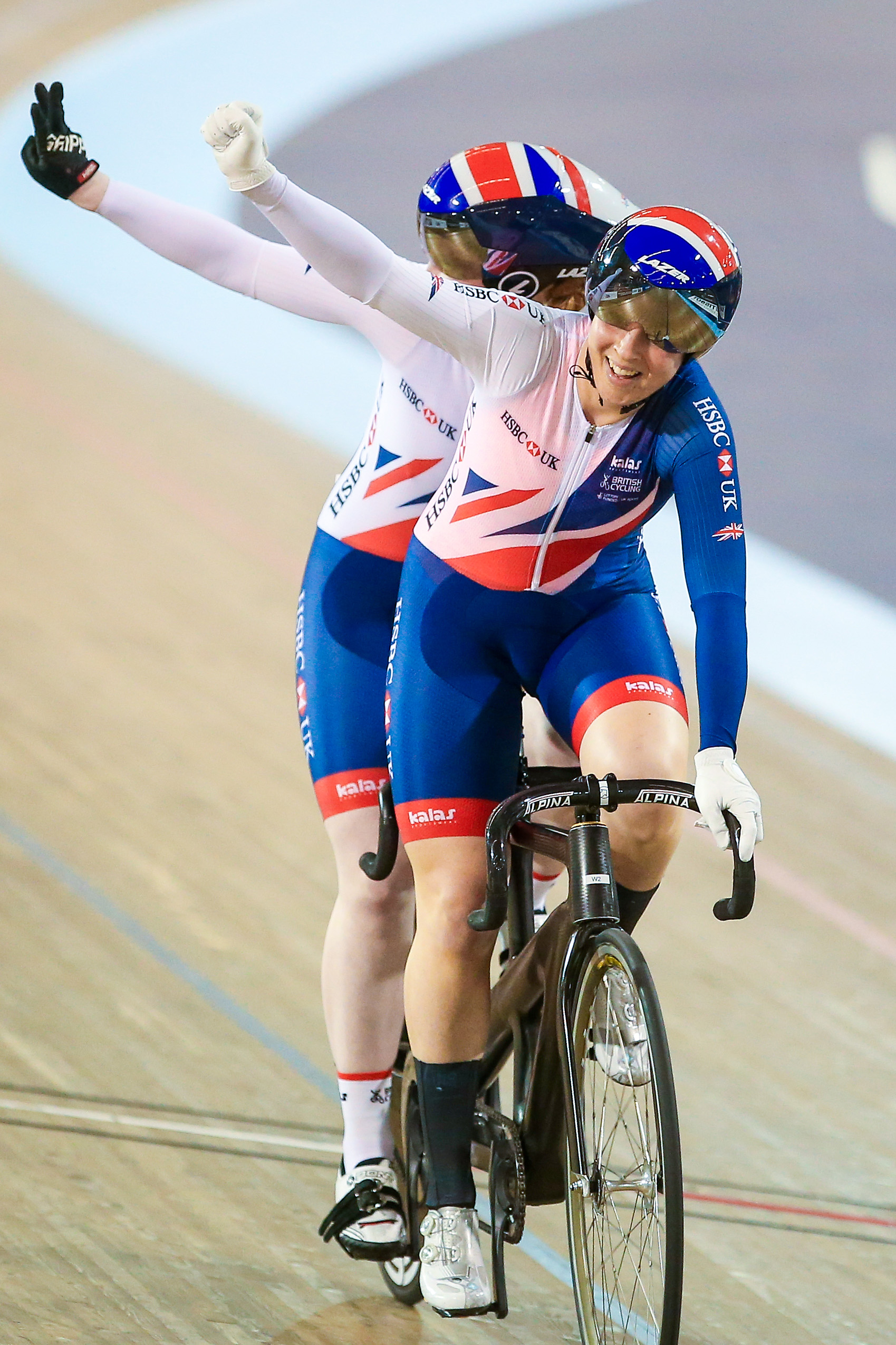 Sophie Thornhill and pilot Corrine Hall teamed up for the first time in 2017 and celebrated a hat-trick of titles at the UCI Para-cycling Track World Championships